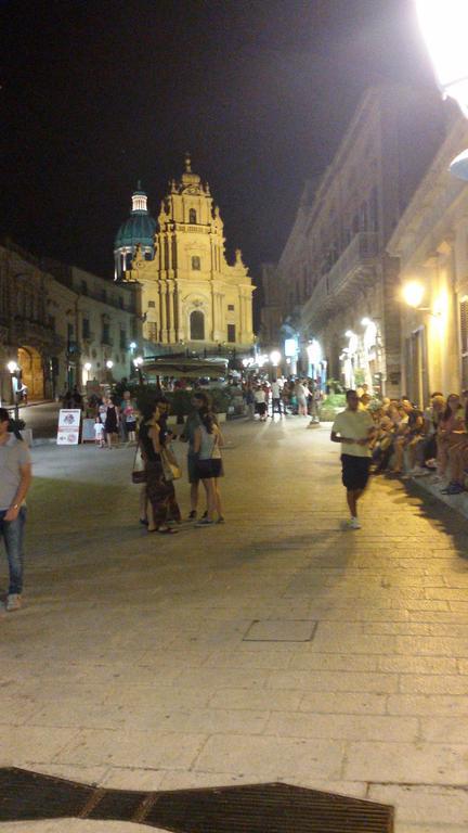 Appartamento Casa Hybla Ragusa Esterno foto